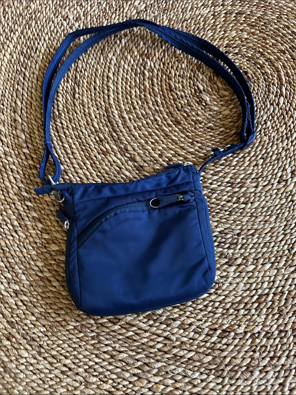 Pacsafe EBags Crossbody Shoulder Bag - Lightweight Everyday Travel RFID Purse
